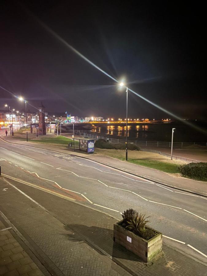 The Croston Balcony Apartment- Morecambe Central Promenade, Beach Front And Sea Views Εξωτερικό φωτογραφία