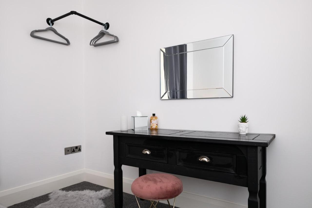 The Croston Balcony Apartment- Morecambe Central Promenade, Beach Front And Sea Views Εξωτερικό φωτογραφία